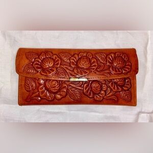Women’s Vintage genuine leather embossed Flowers hippie boho Wallet